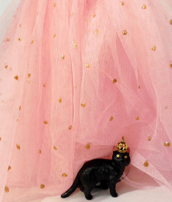 Lamp Barbie met zwarte kat onder haar jurk