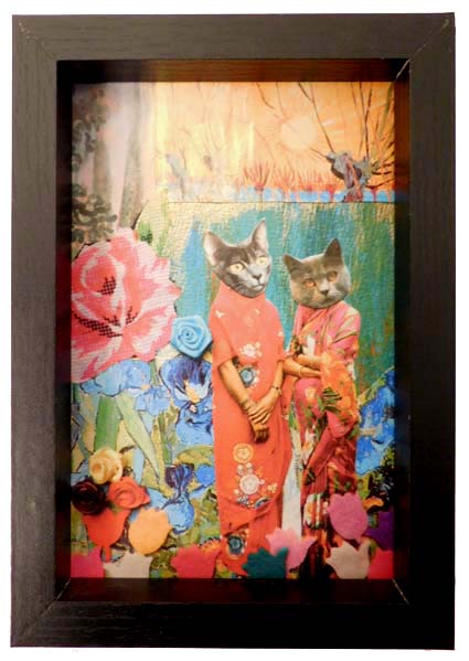 Collage 2 Catladies waiting for the sun in zwarte A6 boxframe