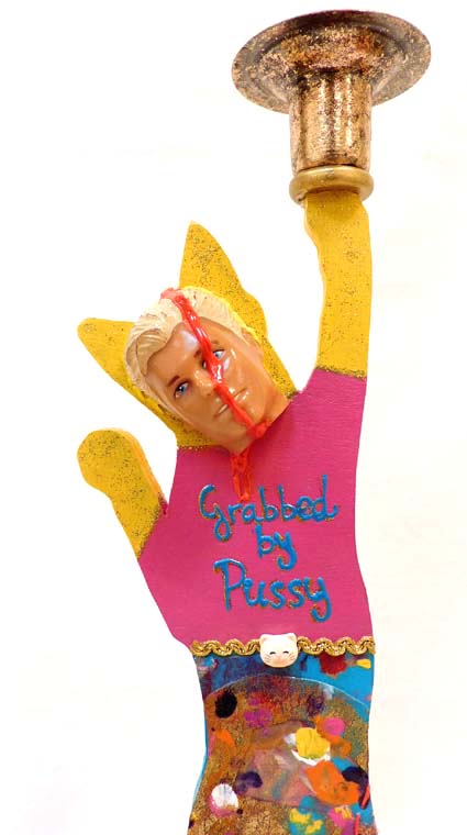 Kandelaar Grabbed by Pussy