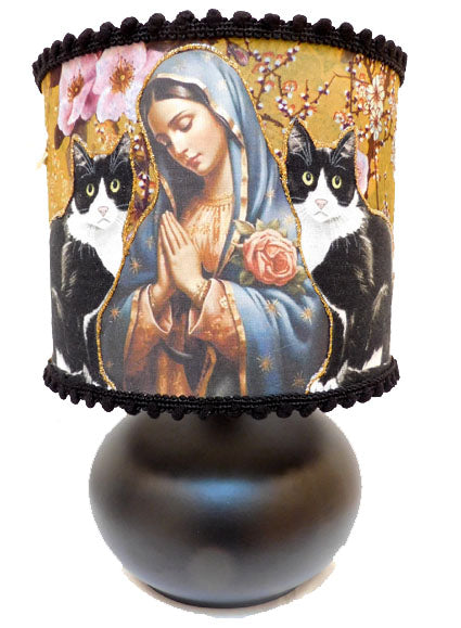 Lamp Maria met tuxedo katten